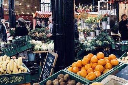 Kulinarische Zeitreise: Obststand