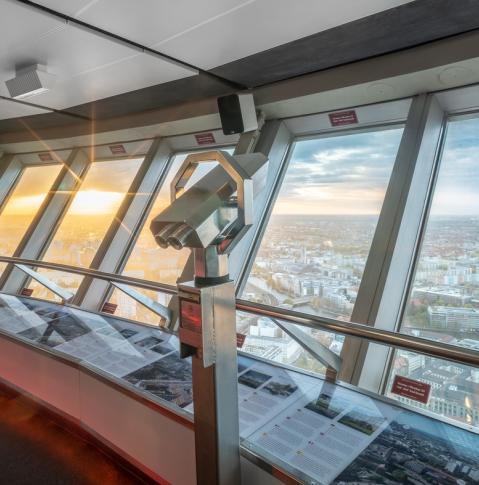 Blick von der Aussichtsplattform des Berliner Fernsehturms