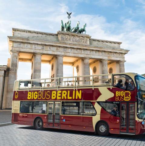 Big Bus Berlin Big Bus Berlin vor dem Brandenburger Tor