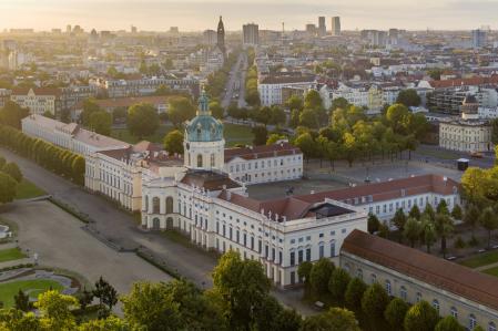 Luftaufnahme des Schloss Charlottenburg