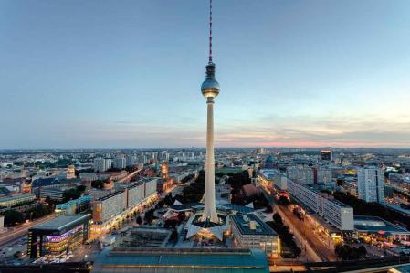 Alexanderplatz mit Fernsehturm