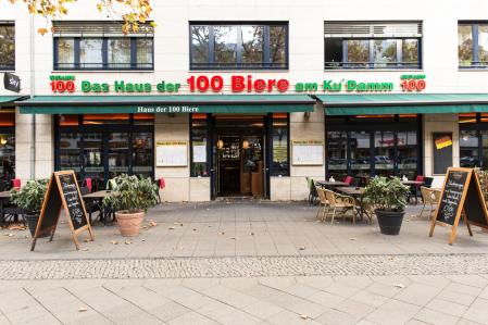 Entrance to the Haus der 100 Biere