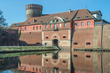 Torhaus mit Juliusturm