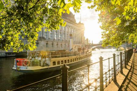 Historisches Schiff Kaiser Friedrich