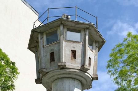 DDR Wachturm in der Erna-Berger-Straße